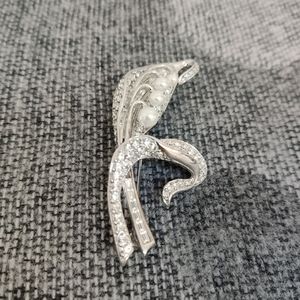 Nolan Miller Brooch